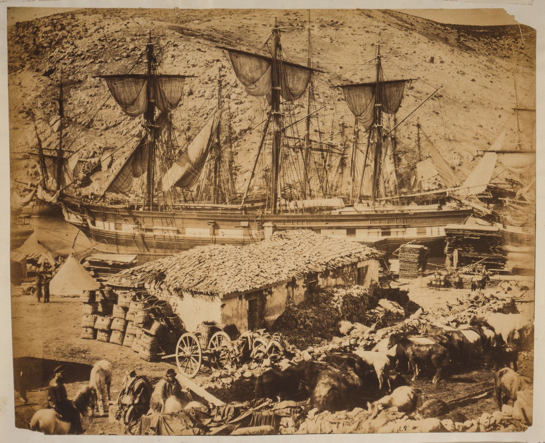 Krymská válka (1853-1856) na fotografiích Rogera Fentona. Počátky válečné fotografie