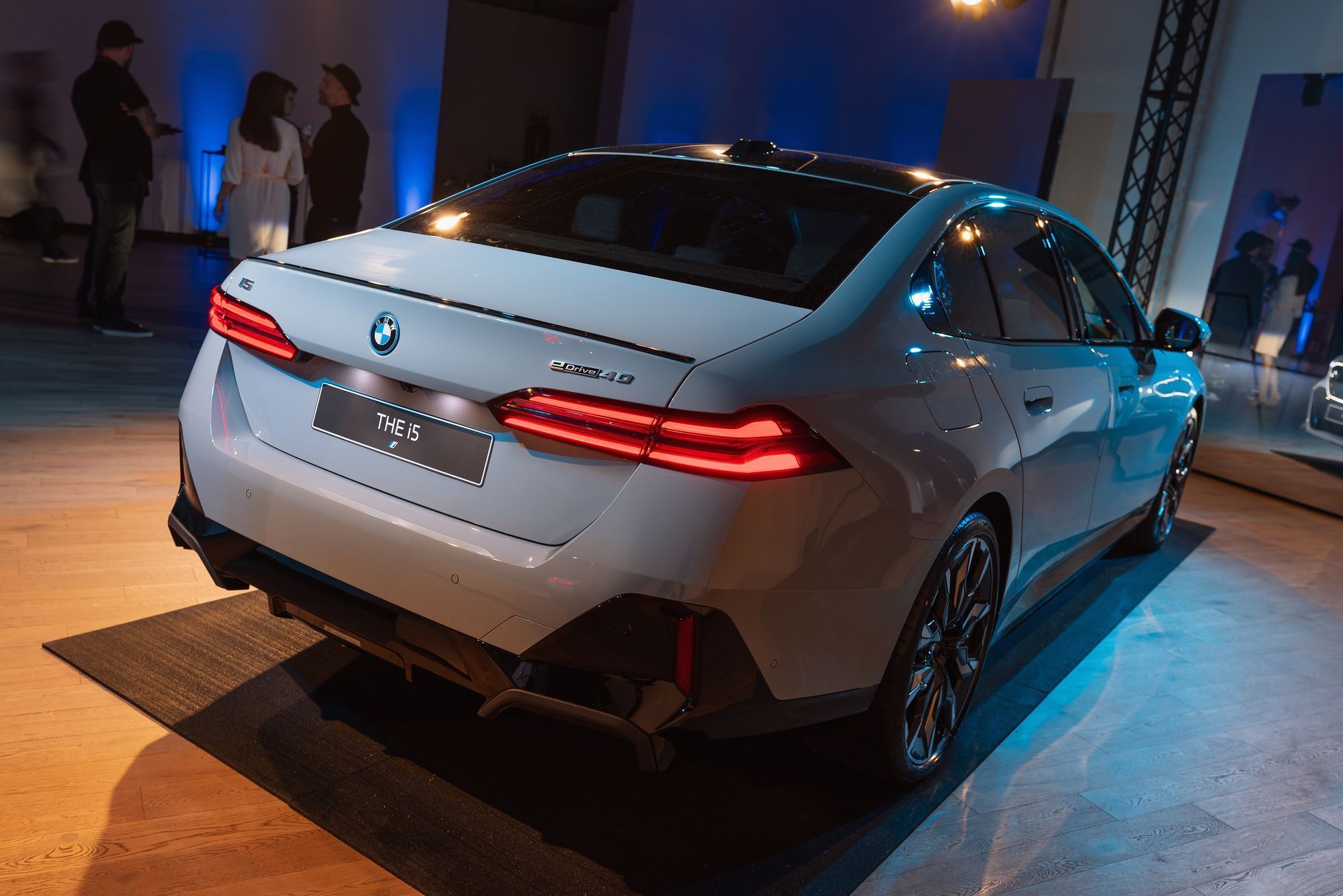 BMW i5 premiéra v pražské Kunsthalle
