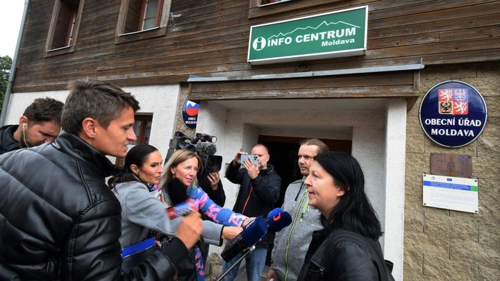 Na Moldavě vyhrálo SPD. Jejich zástupce v komisi nechal hlasovat i vyškrtnuté voliče; Zdroj foto: ČTK