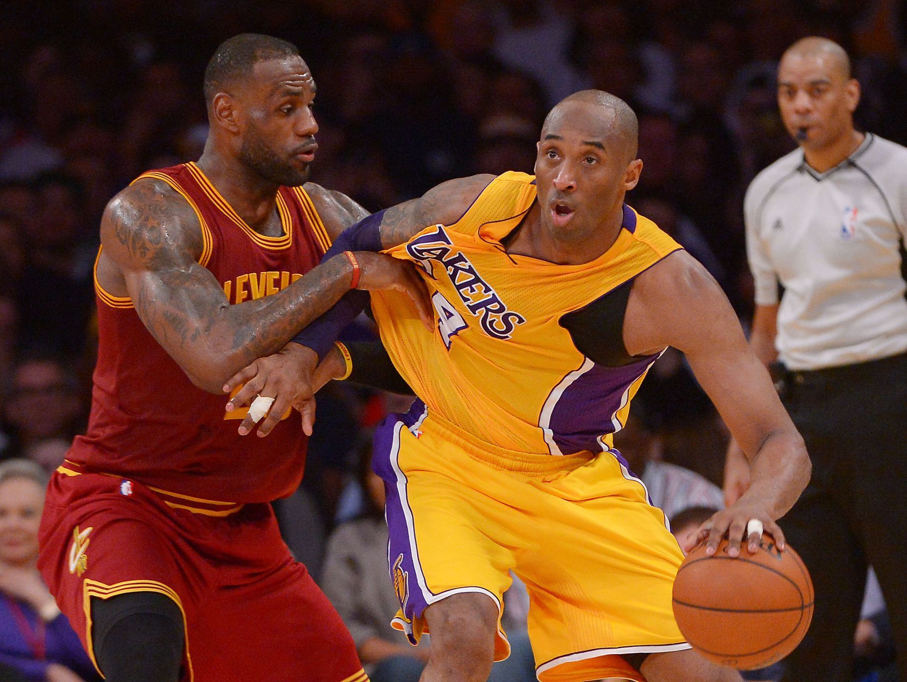 LeBron James (Cleveland Cavaliers) a Kobe Bryant (Los Angeles Lakers)
