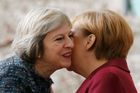 Merkelová uvítala návrh Mayové na zachování úzkých vztahů s EU po brexitu