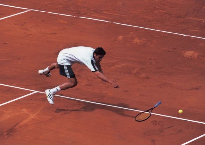 Tam asi fakt nedosáhnu... V letu. Roland Garros 1998