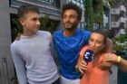 Video: Francouzský tenista obtěžoval reportérku, z French Open ho vyloučili