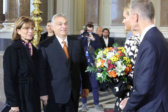 Praha si dnes 17. 11. 2019 připomíná výročí 30 let od sametové revoluce, která vedla k pádu komunistického režimu.