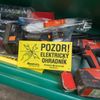 Stavba elektrických ohradníků ve Zlínském kraji kvůli africkému moru divokých prasat.