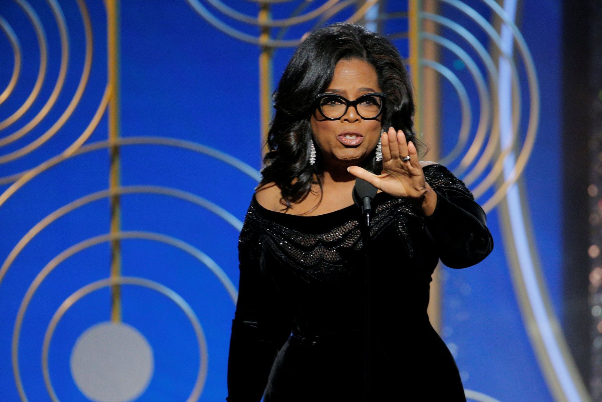 Oprah Winfreyová na předávání cen Zlatý globus.
