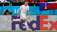 Tomáš Holeš slaví gól v osmifinále Nizozemsko - Česko na ME 2020