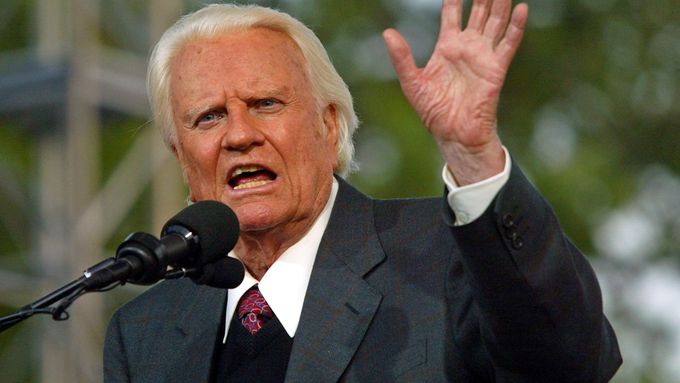 Billy Graham v červnu 2005.