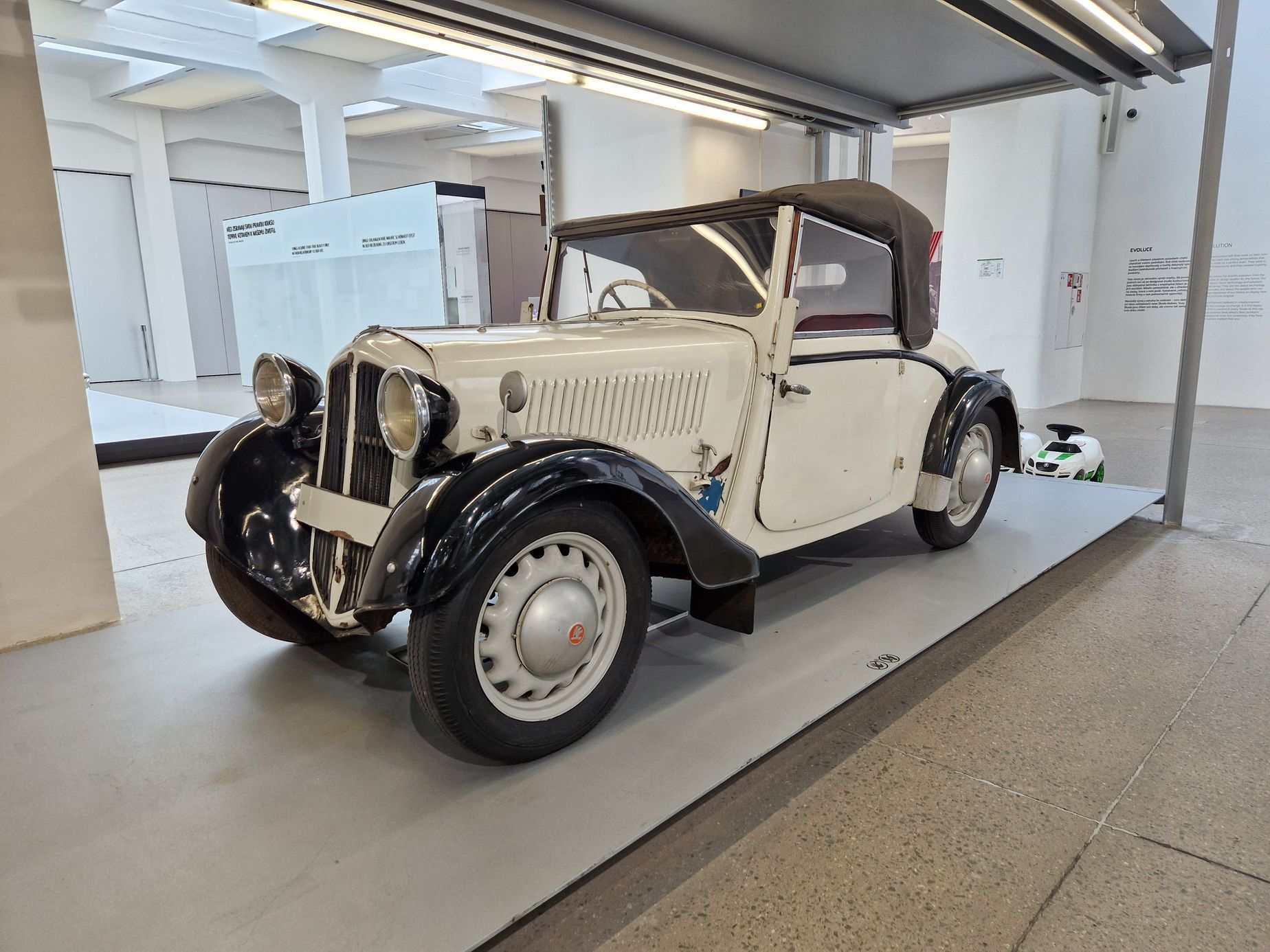 Škoda Muzeum výstava Popular a Rapid