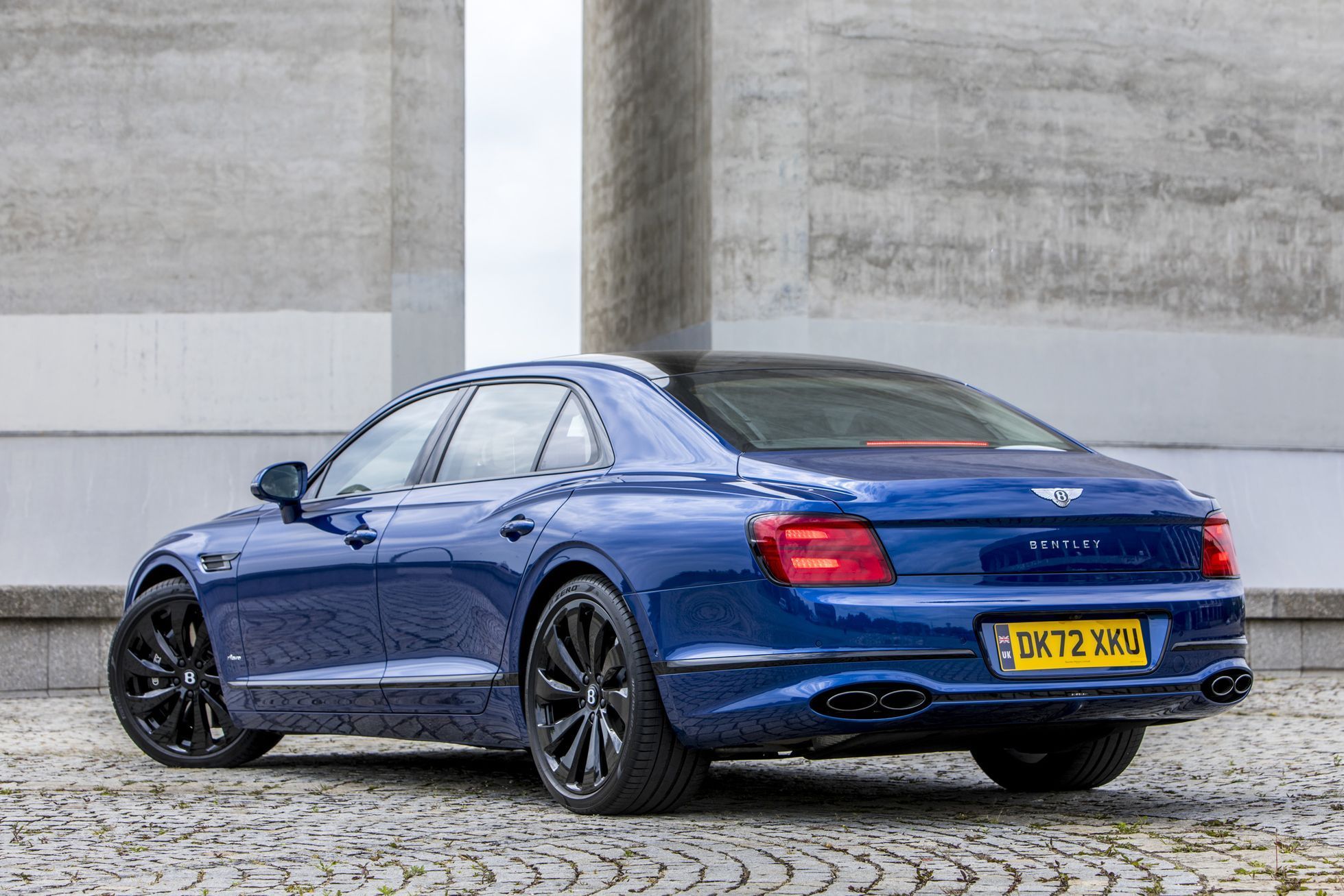 Bentley Flying Spur 2023