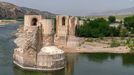 Starověké město Hasankeyf v Turecku, které zatopí  plánovaná vodní přehrada.