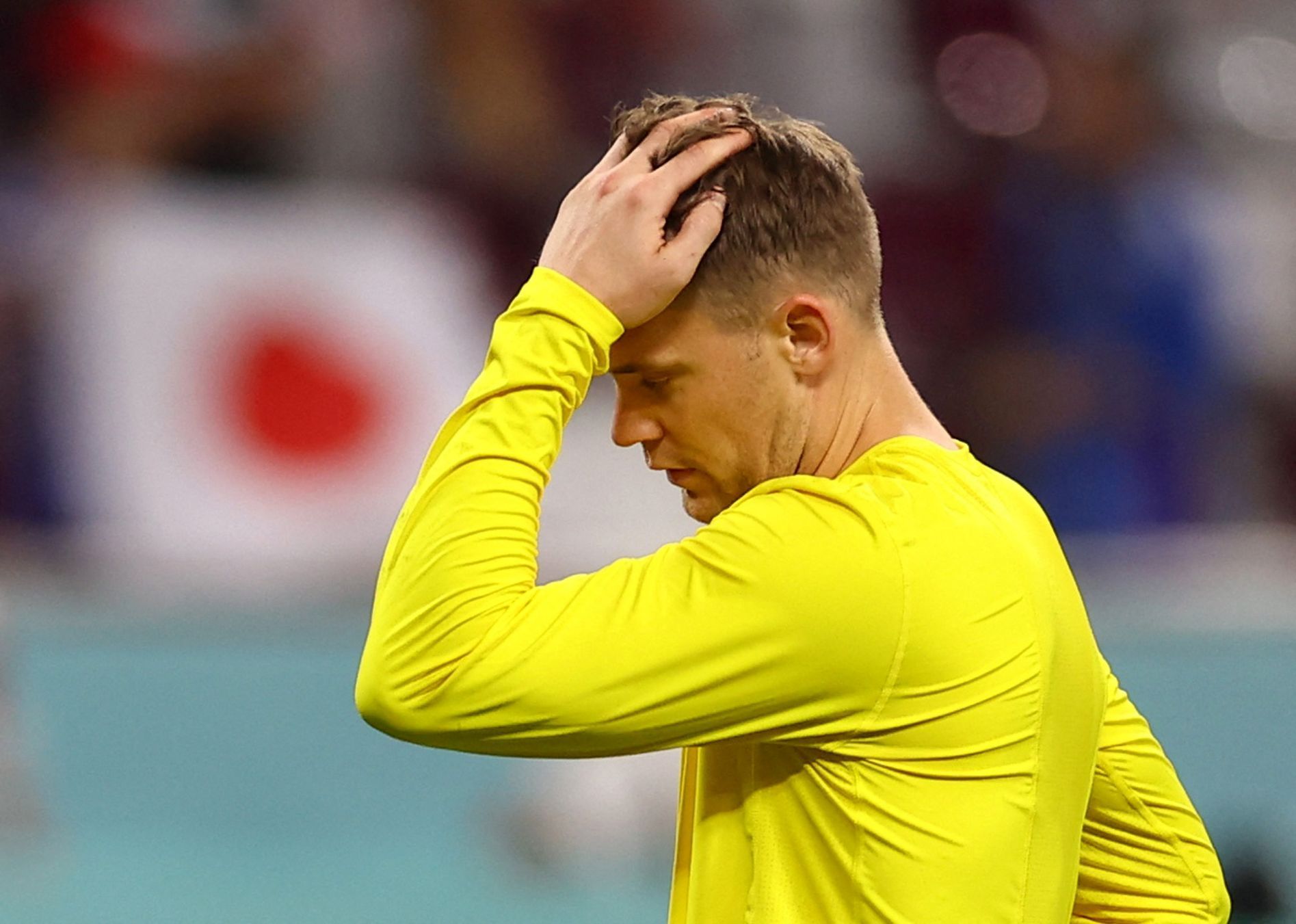 Zklamaný Manuel Neuer v zápase MS 2022 Německo - Japonsko