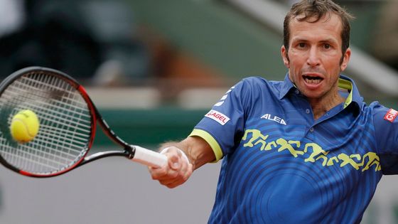 Projděte si výběr 13 příběhů, které orámovaly první týden probíhajícího French Open.