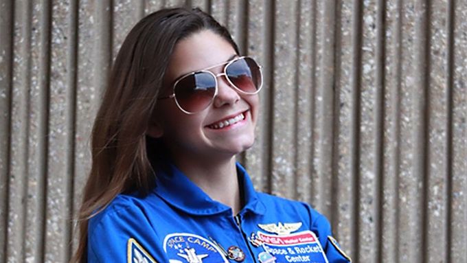 Alyssa Carlsonová (17) má být prvním člověkem na Marsu.
