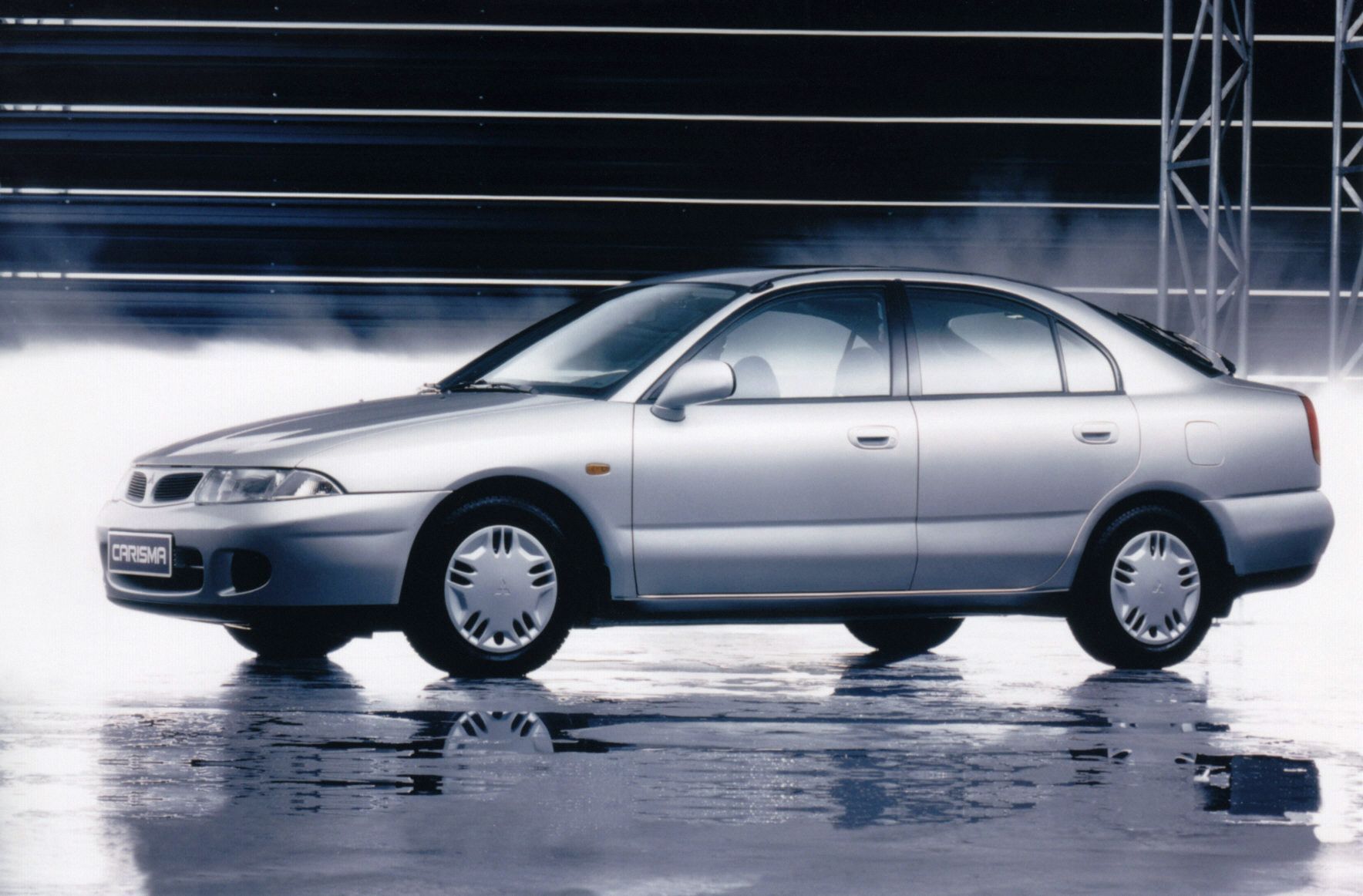 Mitsubishi Carisma