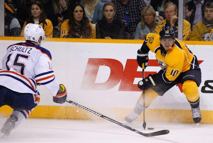 Nick Schultz a Martin Erat v NHL 2013