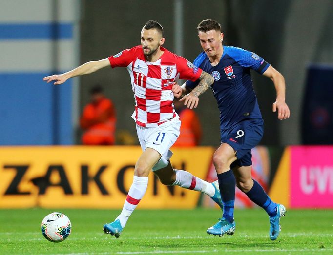 Soccer Football - Euro 2020 Qualifier - Group E - Croatia v Slovakia - HNK Rijeka Stadium, Rijeka, Croatia - November 16, 2019  Croatia's Marcelo Brozovic in action with