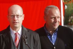 Paroubkův blízký Benda se soudí s místopředsedou VV