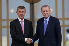 Babiš jednal s Erdoganem o Češích vězněných v Turecku. Mám z toho dobrý pocit, řekl