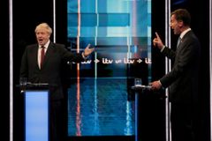 Johnson i Hunt odsoudili v poslední debatě výroky Trumpa, rasistou ho ale nenazvali