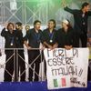 Členové squadry azzury slaví uprostřed římských ruin na Cirku Maximu. Zleva doprava: Daniele De Rossi, Andrea Pirlo, Fabio Grosso, Andrea Barzagli, Alessandro Nesta, Gianluigi Buffon and Francesco Totti.