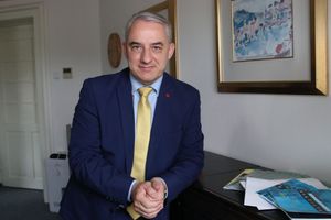 Šéf odborů Josef Středula v polovině května 2022, kdy oznámil, že zahajuje sběr podpisů pro svou kandidaturu na prezidenta.