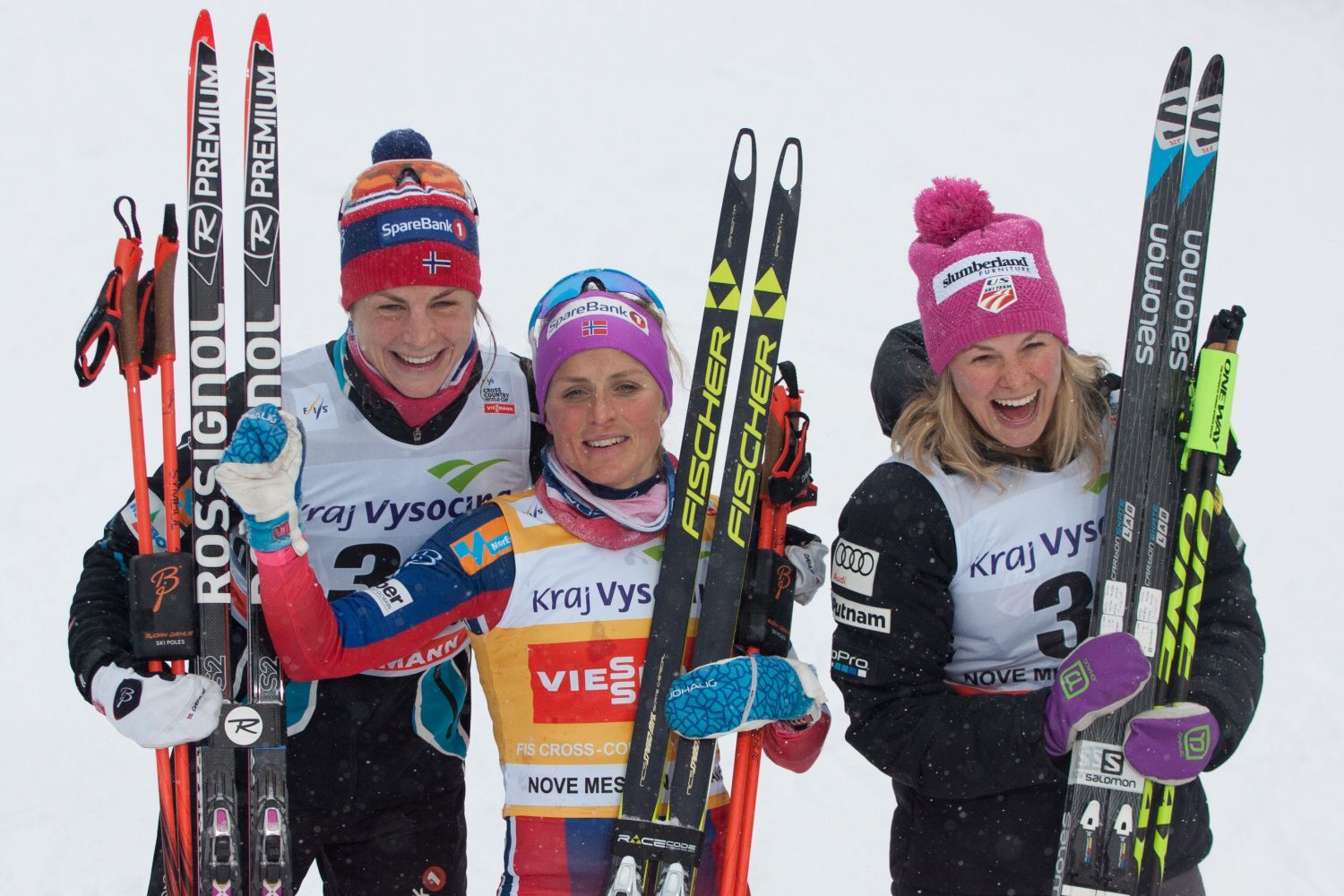 SP v NMNM 2016: Astrid Uhrenholdtová - Jacobsenová, Therese Johaugová a Jessica Digginsová