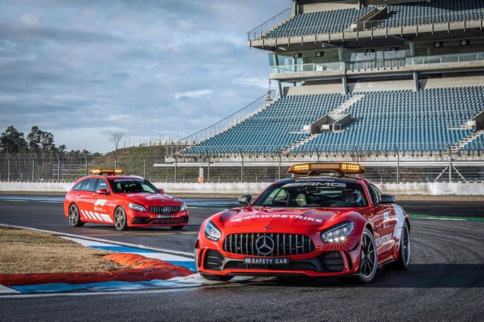 Nový safety car a medical car Mercedes pro závody F1 (2021)