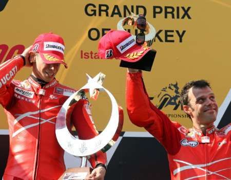 Stáj Ducati měla v Turecku důvod k oslavám