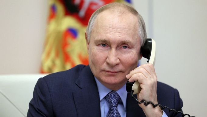Video: Jen máloco rozzuří Vladimira Putina, jako probírání jeho soukromého života na veřejnosti