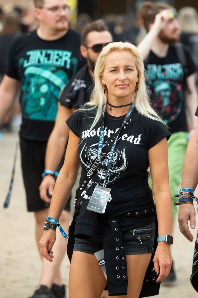 Návštěvníci festivalu Brutal Assault.