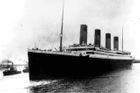 Na svou první - a zároveň i poslední - plavbu vyplul Titanic 10. dubna 1912. Mířil z Británie do New Yorku. Ztroskotal o pět dní později - v noci na 15. dubna.