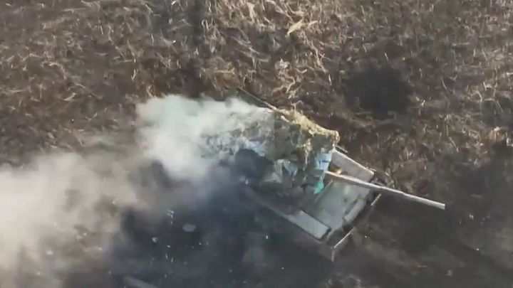 Na poli zůstaly jen ruské vraky. Střet u vesnice potvrdil zásadní změnu způsobu boje
