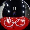 Čestmír Kožíšek při olympijském závodě na středním můstku v Pekingu 2022