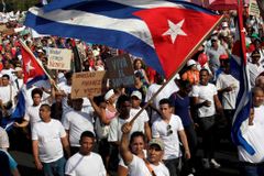 Na Kubu přiletí papež, Castro narychlo pustí 2900 vězňů