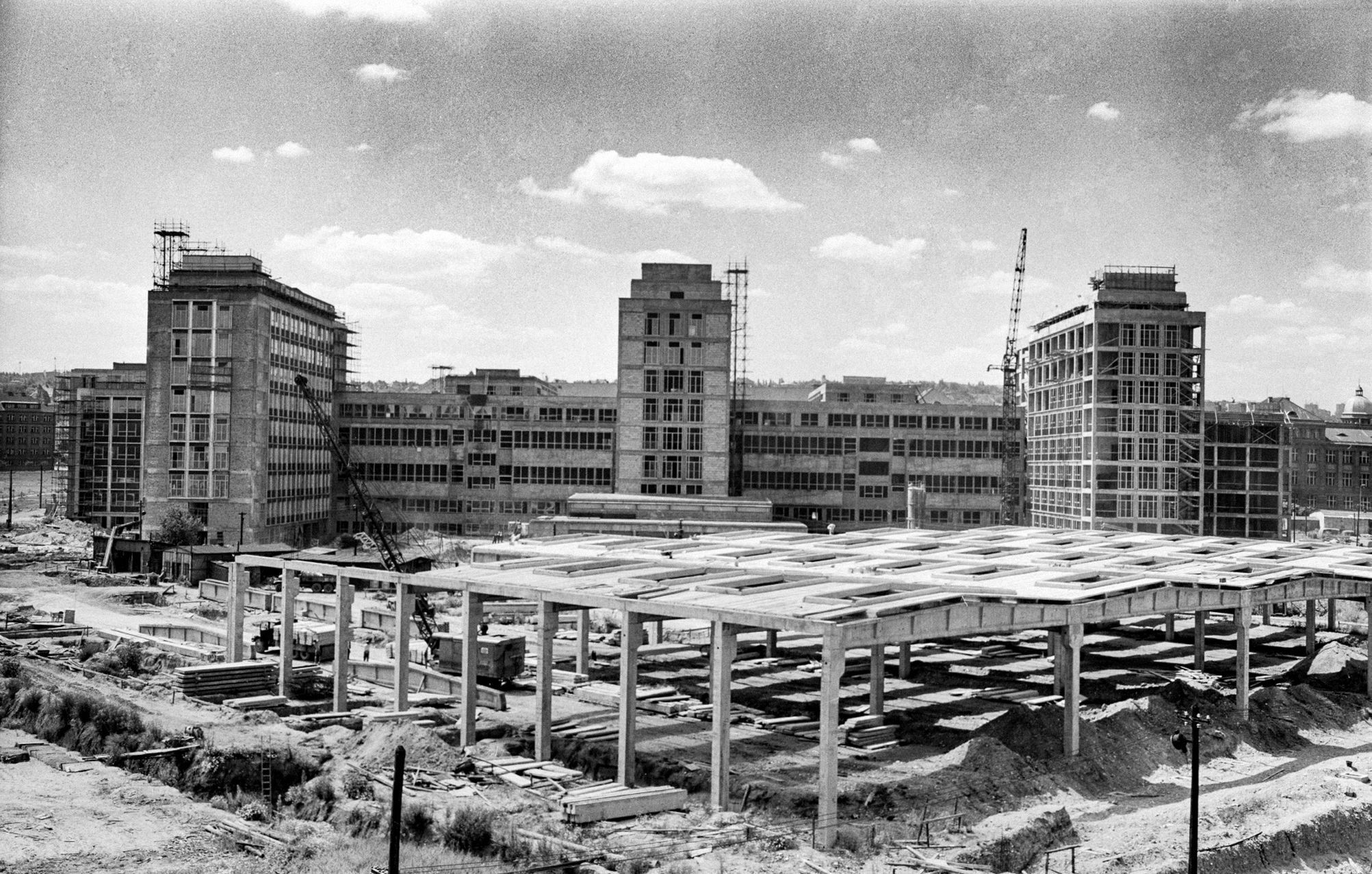 Dejvice, Historie, Seriál, Tenkrát, Praha, Pražská čtvrť, Praha 6