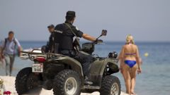 Policisté nově hlídají pláže i s terénní technikou.