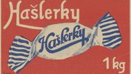 K přejmenování výrobku došlo v roce 1920, tedy v roce, kdy Národní shromáždění republiky Československé přijímá a vyhlašuje první Ústavní listinu Československé republiky. Lhotský si uvědomuje, že italský pěvec v Československu tak velký ohlas nemá a bylo by dobré výrobek pojmenovat po nějaké známé osobnosti z tuzemska.