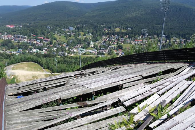 Mamutím můstkem se v roce 2014 propadla rolba