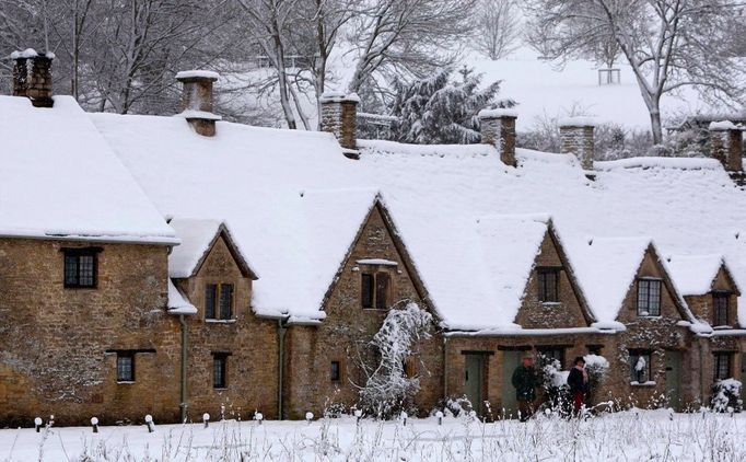 Domy na Arlington Row v Bibury, západní Anglie.