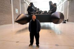Čínskému umělci Aj Wej-wejovi je 60 let. Jeho plastika Zákon cesty bude v Národní galerii do ledna