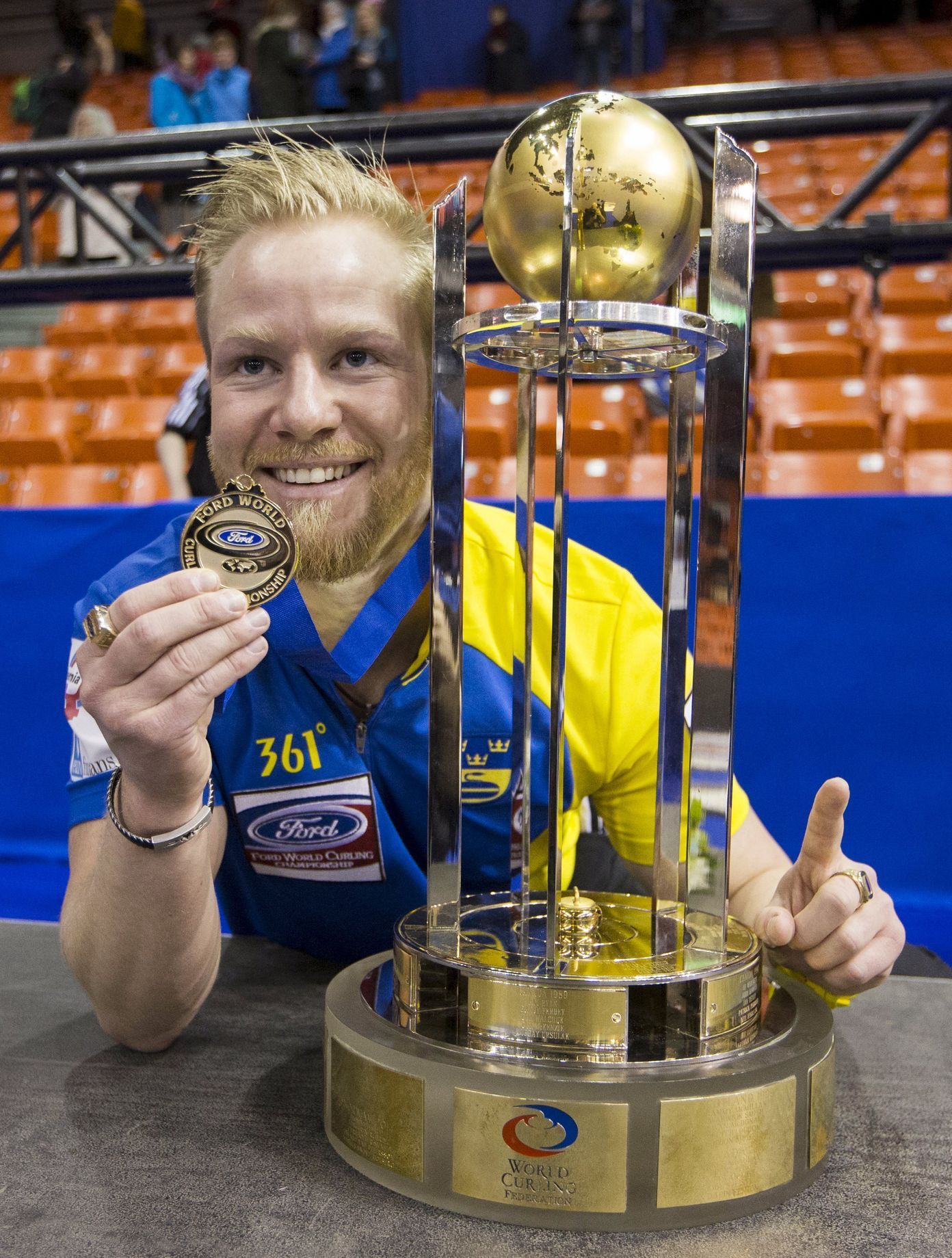 MS v curlingu 2015: Niklas Edin, Švédsko