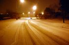 Dopravu v Ústeckém kraji komplikují sníh, led i skála
