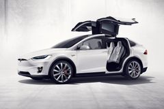 První dobrá zpráva pro akcionáře Tesly Motors. Prodej aut se ve třetím čtvrtletí zdvojnásobil