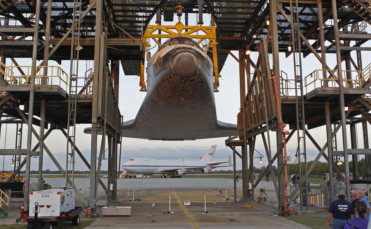 Obrazem: Poslední cesta raketoplánu Discovery