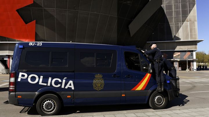 Španělská policie zatkla seniora kvůli dopisům s výbušninou, jeden dostal i premiér; Zdroj foto: Reuters