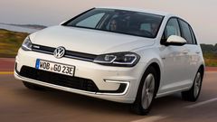 Volkswagen e-Golf 2017 předobok