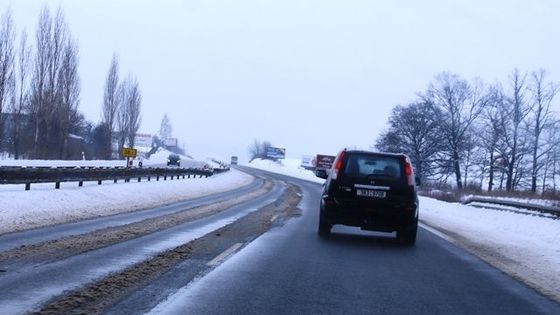 Test uklizenosti silnic od sněhu - den 2.