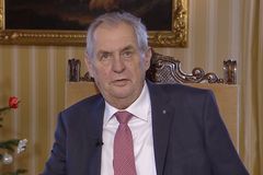 Zeman: Čína kvůli Huawei zrušila schůzku ministerstev zahraničí