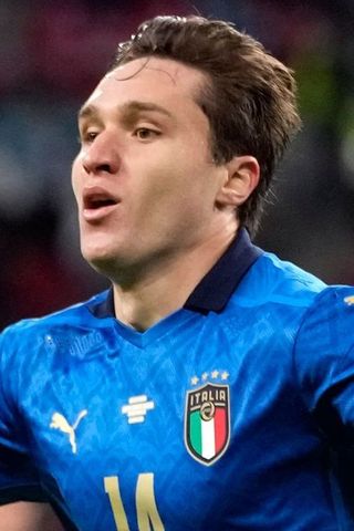 Federico Chiesa slaví gól v semifinále Itálie - Španělsko na ME 2020